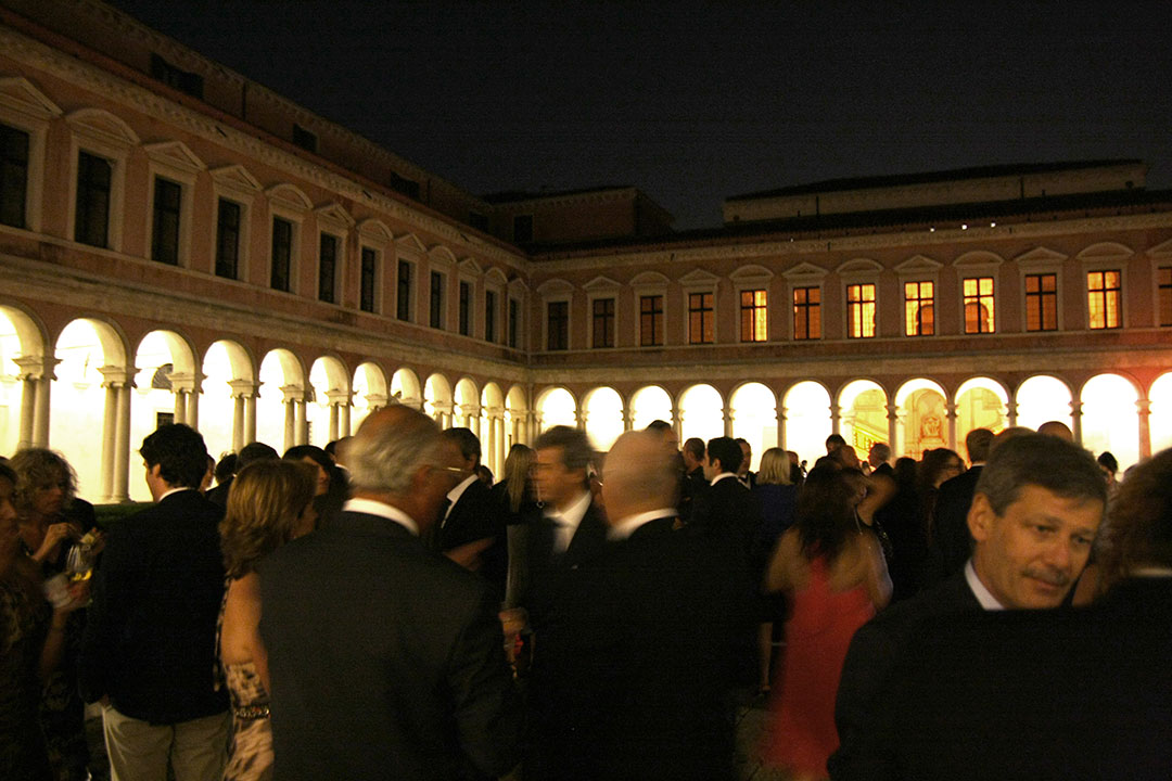 MCY 76 Worldwide Press Première