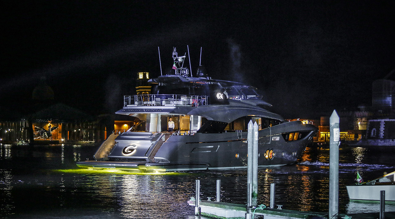 MCY 105 World Premiere