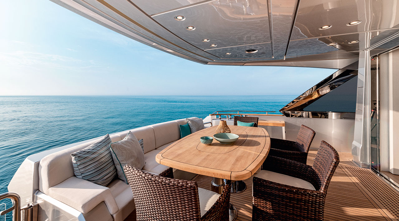 MCY 76 VSION - Exterior