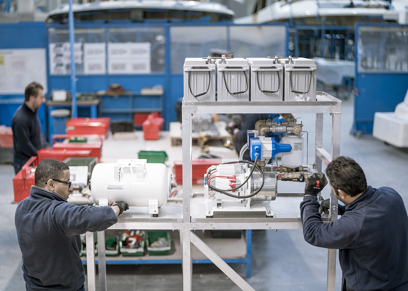 Service batteries and hydrulic pumps installation.